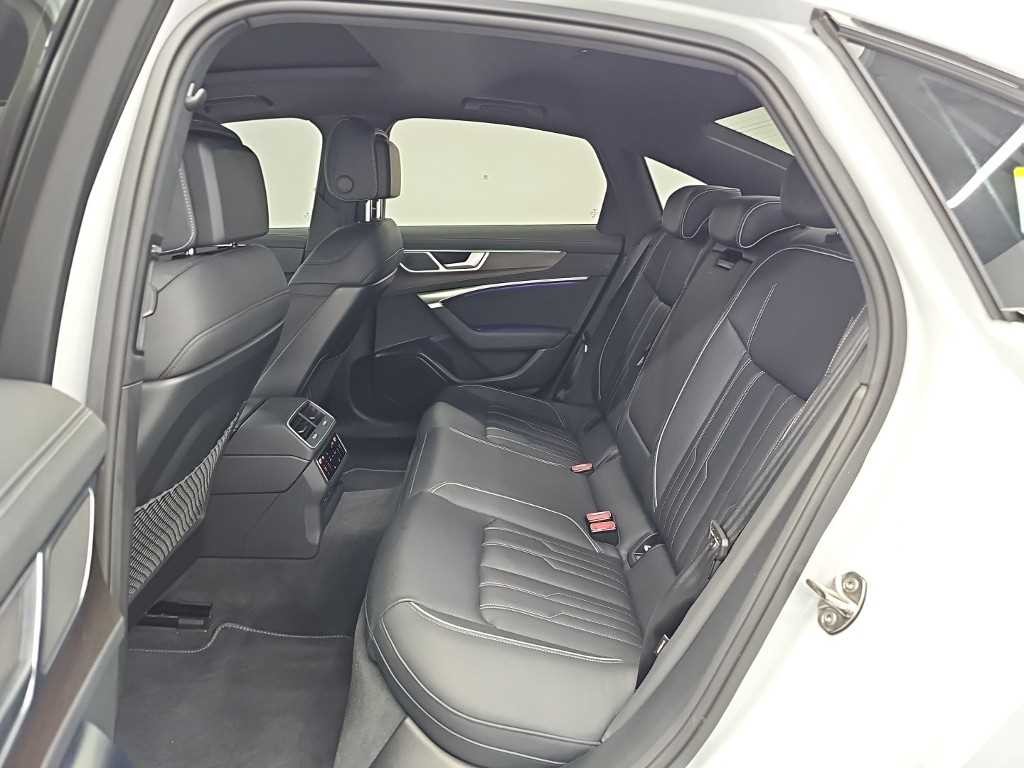 아우디 A6 A6 (C8) 45 TFSI 콰트로 프리미엄 이미지 12