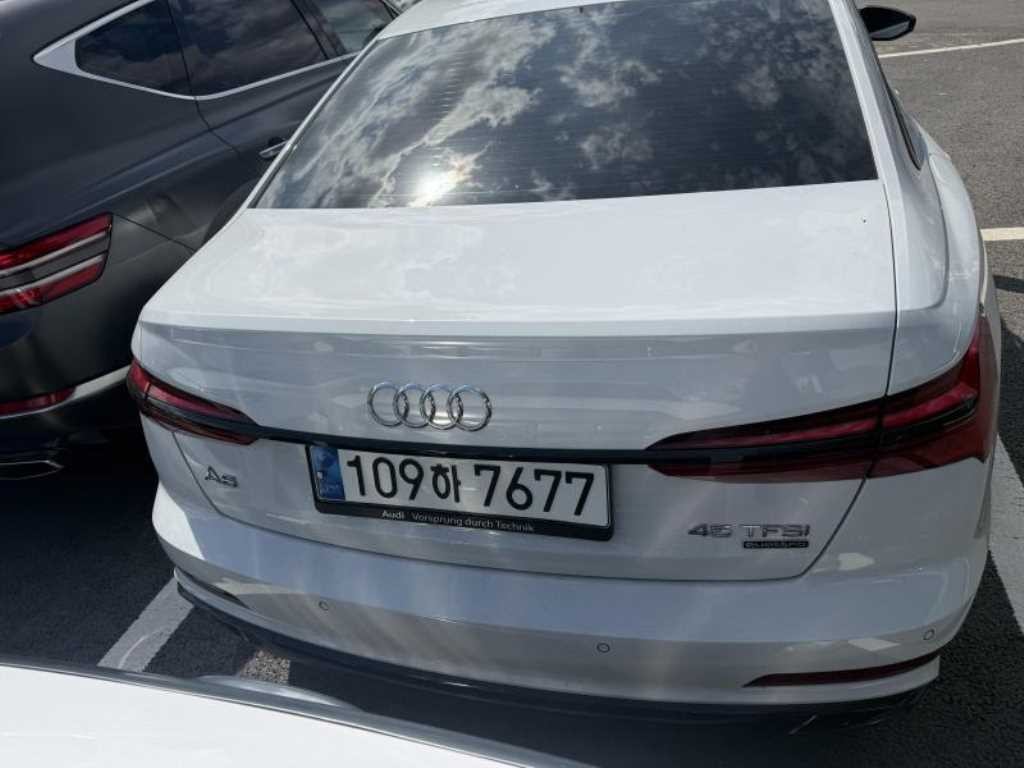 아우디 A6 A6 (C8) 45 TFSI 콰트로 프리미엄 이미지 3