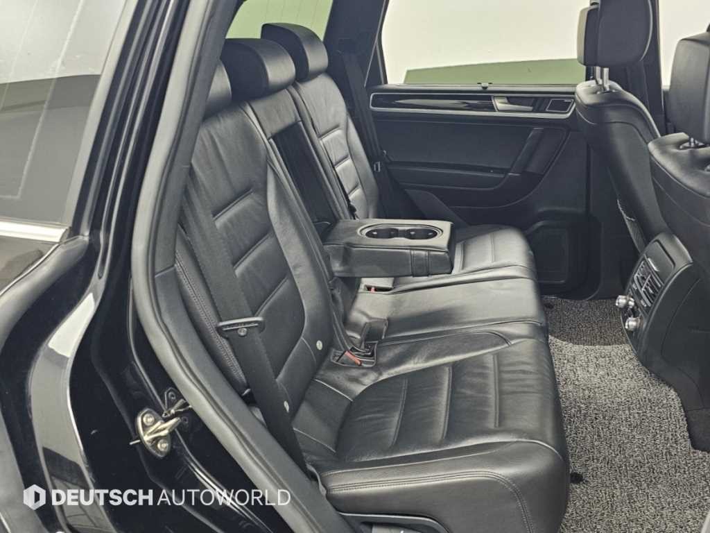 폭스바겐 투아렉 뉴 투아렉 V6 3.0 TDI R-LINE 이미지 12