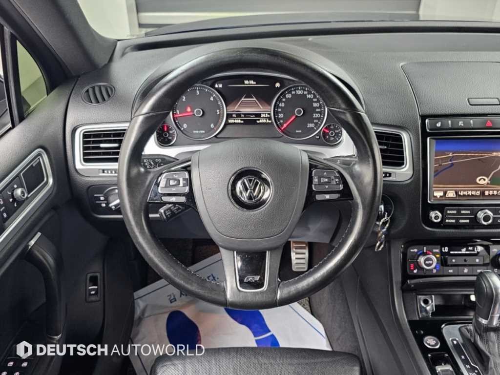 폭스바겐 투아렉 뉴 투아렉 V6 3.0 TDI R-LINE 이미지 13