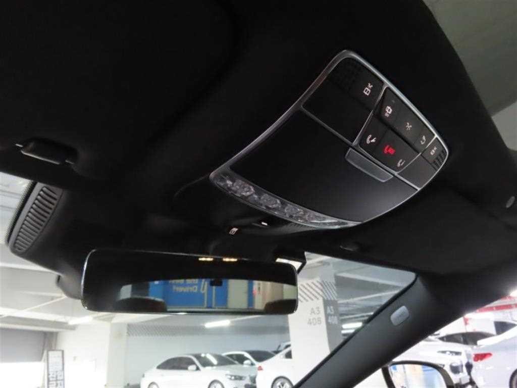 벤츠 S 클래스 S클래스-W222 S 63 AMG 4MATIC+ 쿠페 이미지 10