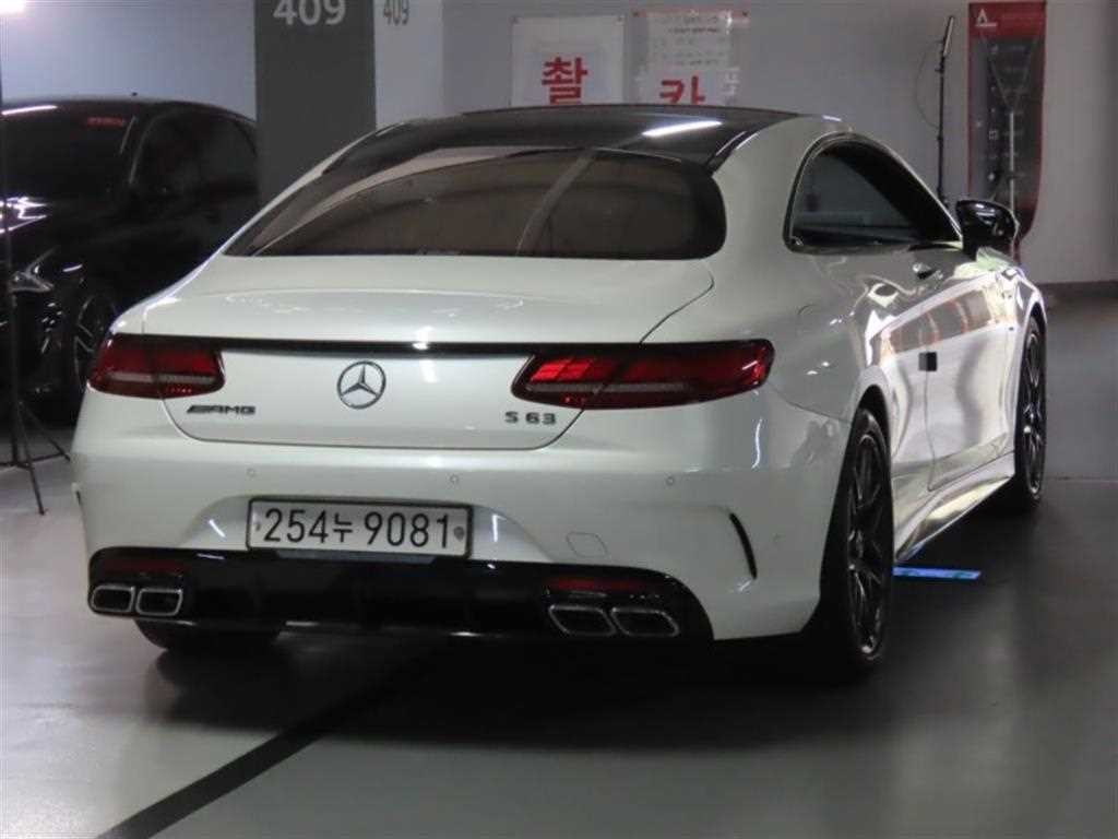 벤츠 S 클래스 S클래스-W222 S 63 AMG 4MATIC+ 쿠페 이미지 3