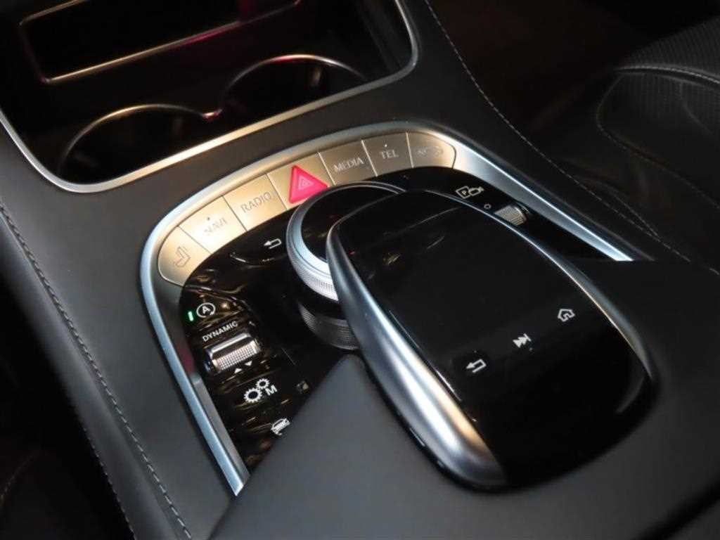 벤츠 S 클래스 S클래스-W222 S 63 AMG 4MATIC+ 쿠페 이미지 6