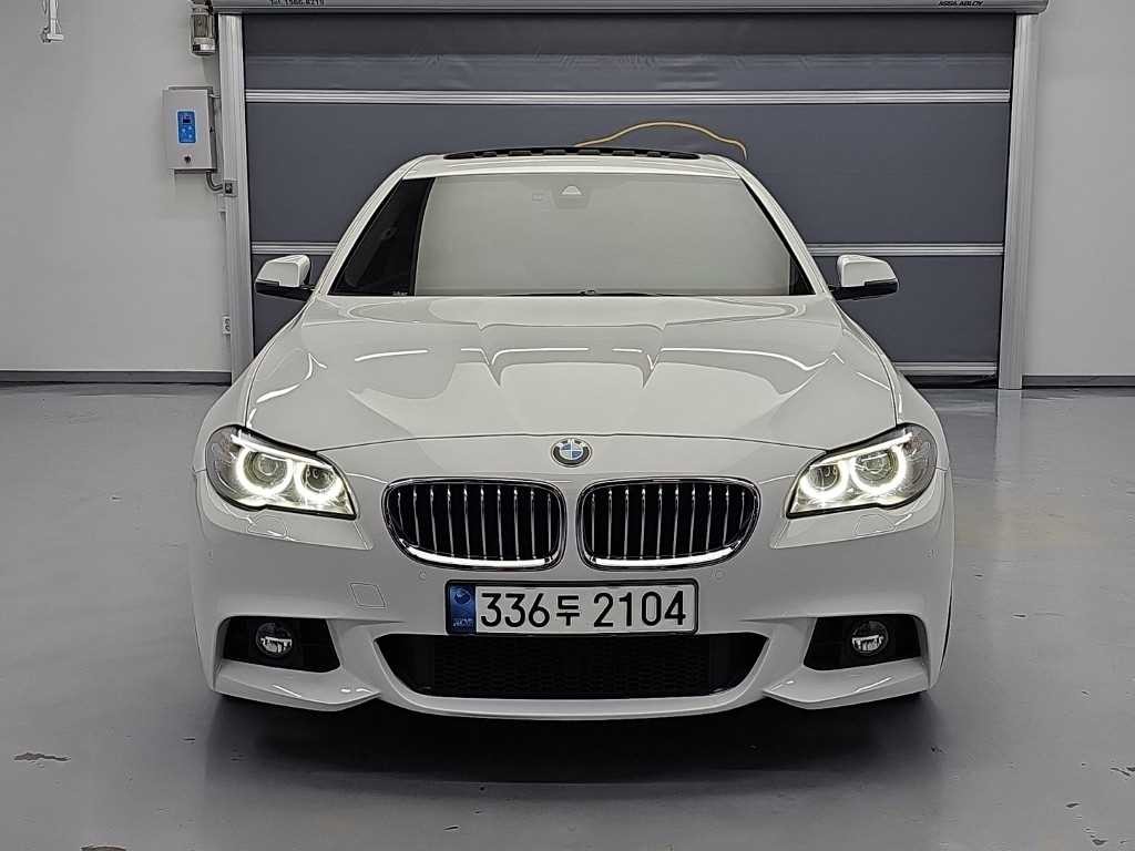 BMW 5시리즈 5시리즈 (F10) 528i M 에어로 다이나믹 이미지 2