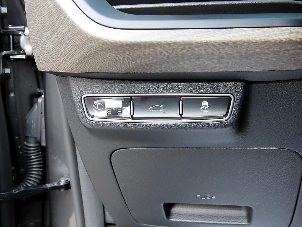 기아 K8 2.5 2WD 노블레스 이미지 12