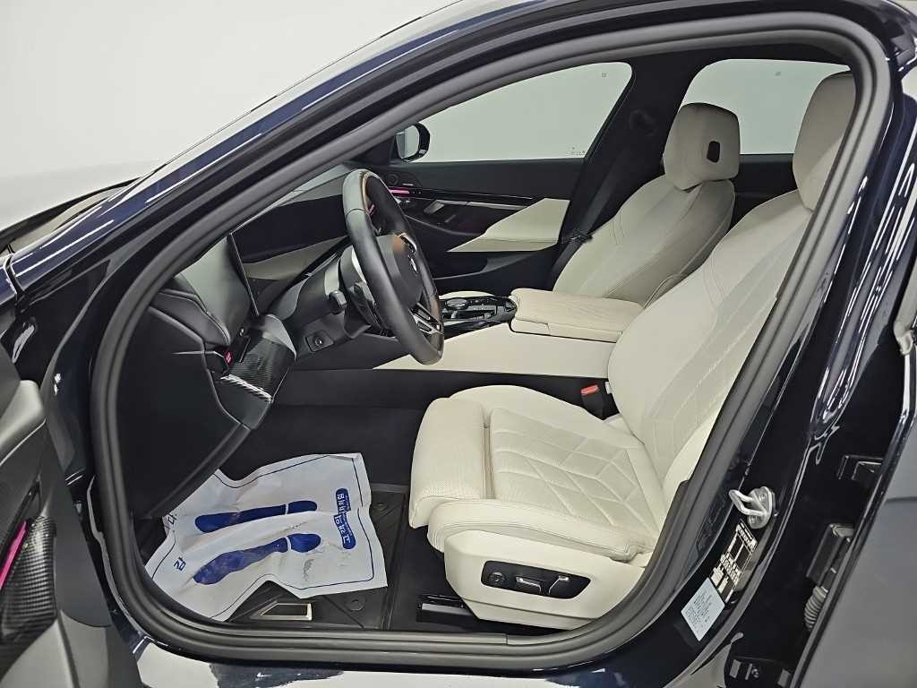 BMW 5시리즈 5시리즈 (G60) 520i M 스포츠 이미지 11