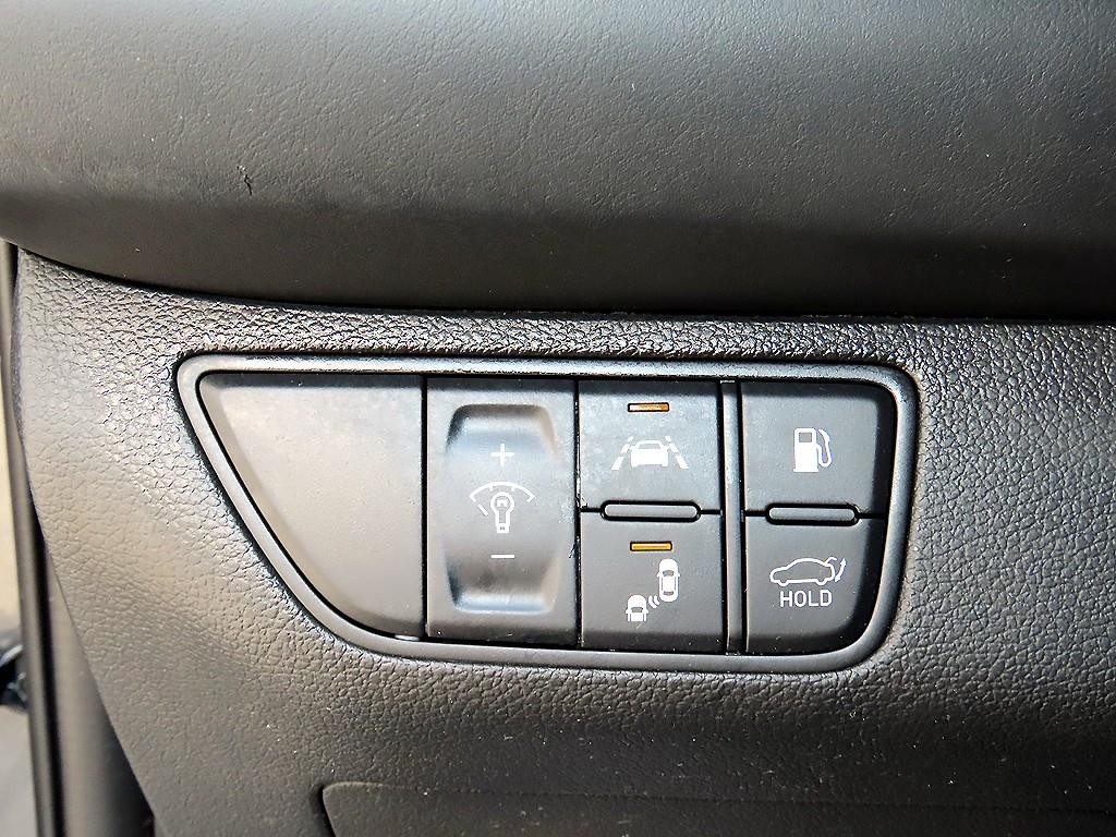 제네시스 G70 2.0T AWD 엘리트 이미지 12