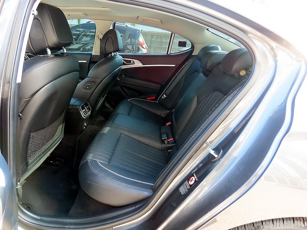 제네시스 G70 2.0T AWD 엘리트 이미지 6