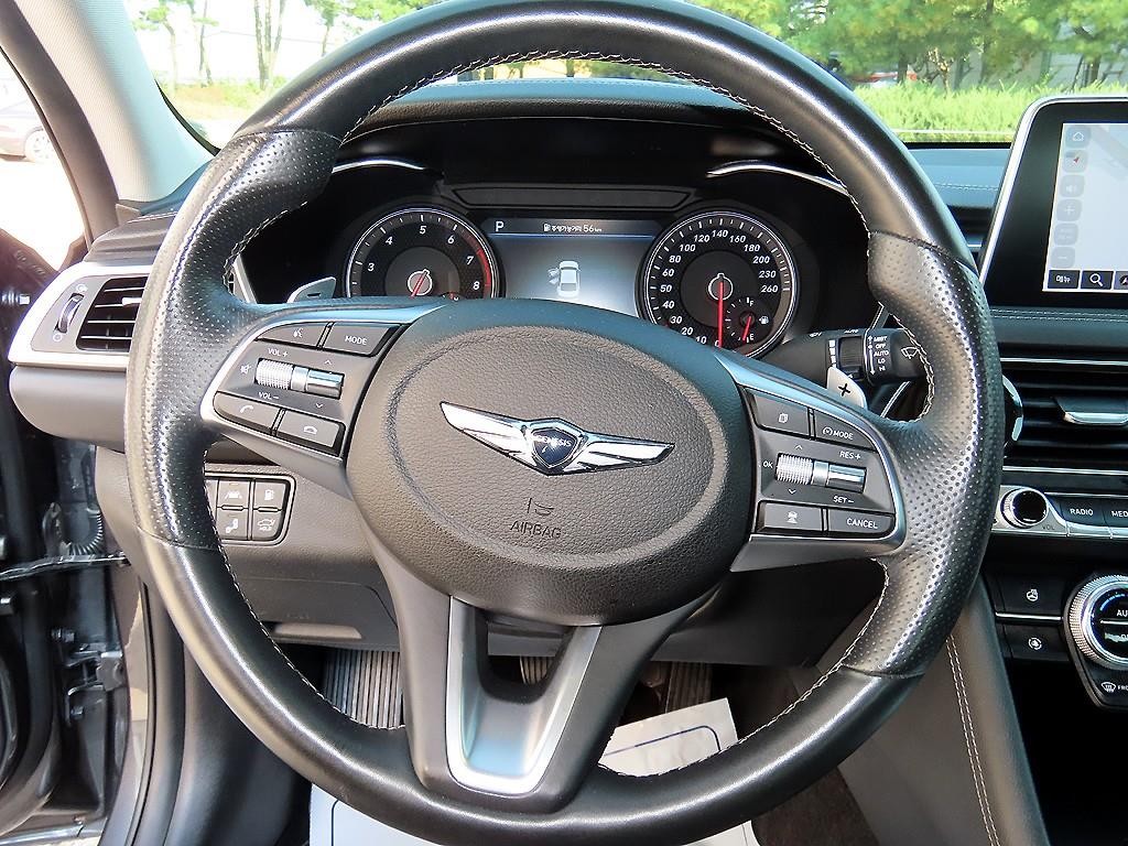 제네시스 G70 2.0T AWD 엘리트 이미지 8