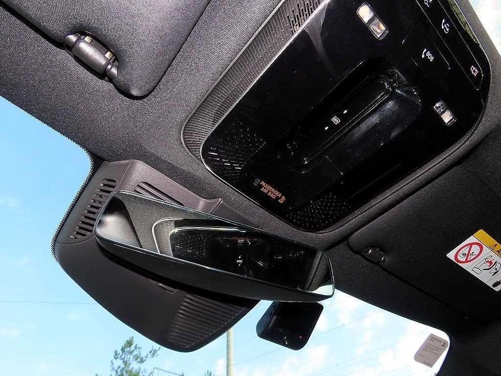 벤츠 C 클래스 C클래스 W206 C200 아방가르드 이미지 15