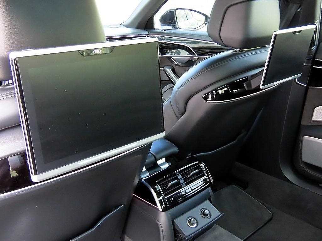 아우디 A8 A8 (D5) 55 TFSI 콰트로 LWB 이미지 15
