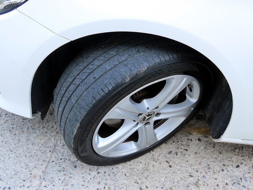 벤츠 E 클래스 E-클래스 W213 E200 아방가르드 이미지 20