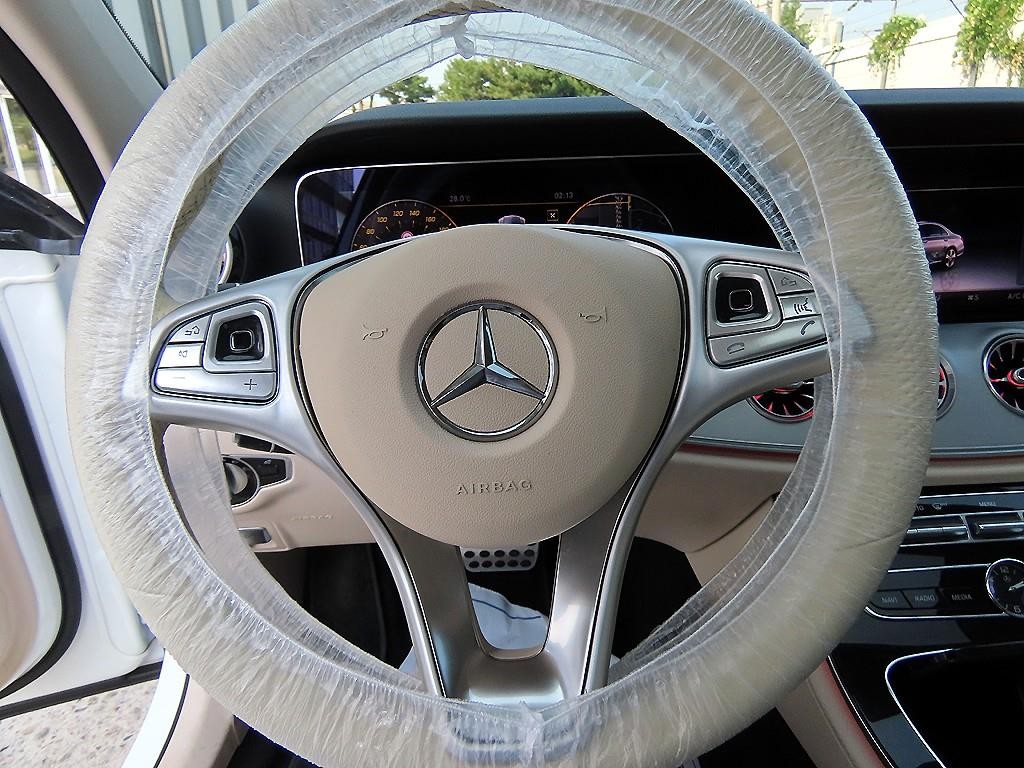 벤츠 E 클래스 E-클래스 W213 E200 아방가르드 이미지 8