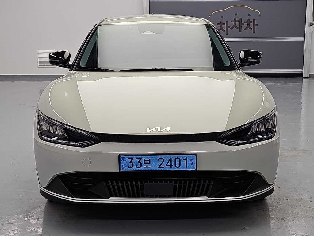기아 EV6 롱레인지 AWD 에어 이미지 2