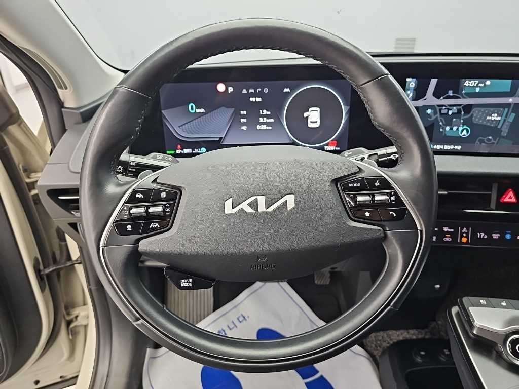기아 EV6 롱레인지 AWD 에어 이미지 9