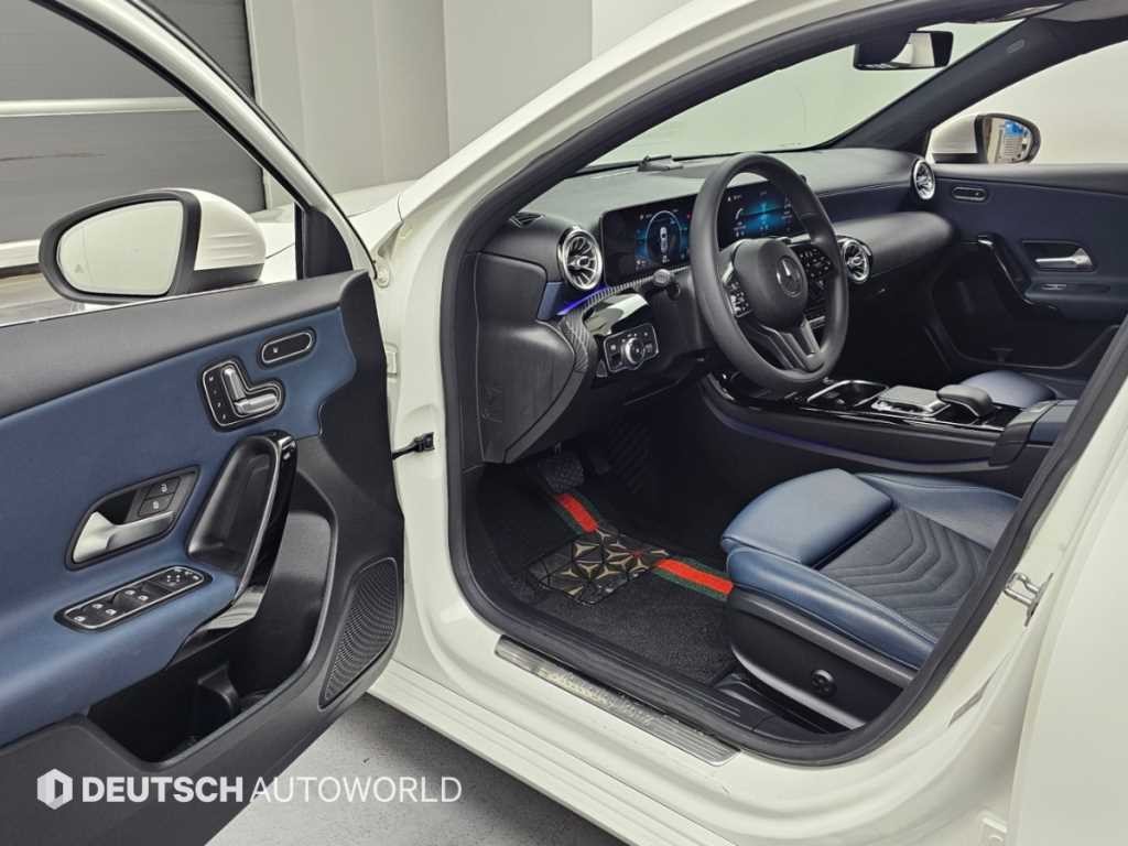 벤츠 A 클래스 A클래스 W177 A220 해치백 이미지 11