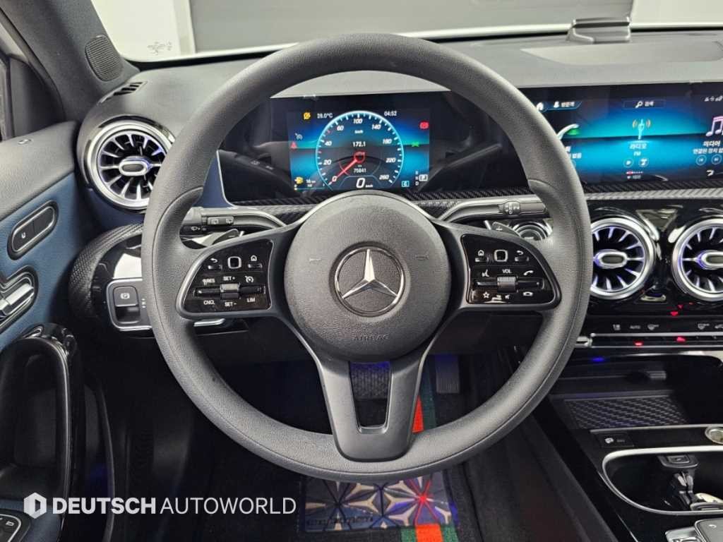 벤츠 A 클래스 A클래스 W177 A220 해치백 이미지 13