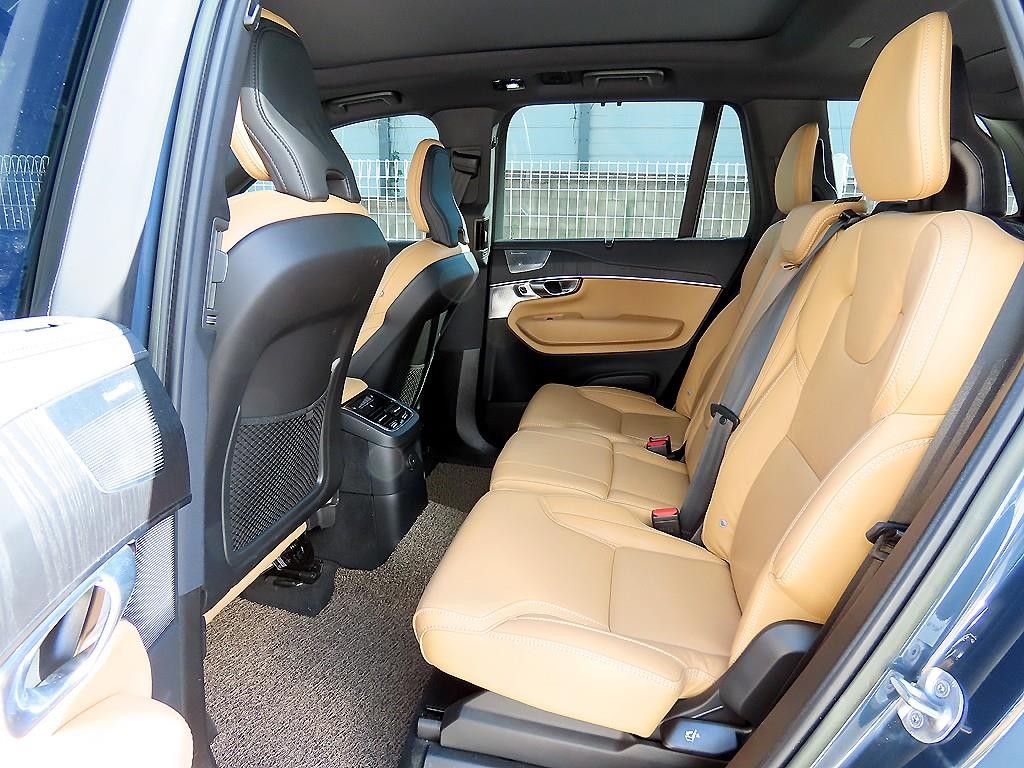 볼보 XC90 XC90 2세대 2.0 T8 AWD 얼티메이트 브라이트 이미지 6