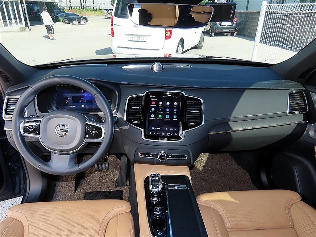 볼보 XC90 XC90 2세대 2.0 T8 AWD 얼티메이트 브라이트 이미지 7