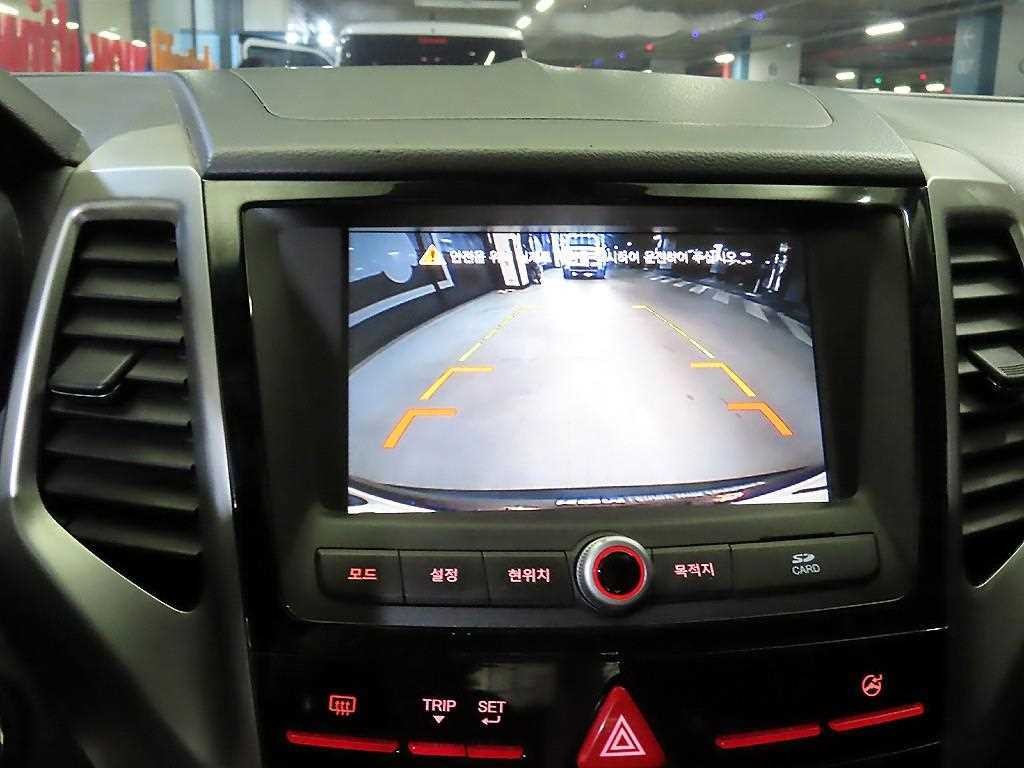 KG모빌리티(쌍용) 티볼리 디젤 2WD 1.6 LX 이미지 13