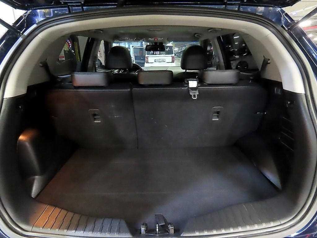 KG모빌리티(쌍용) 티볼리 디젤 2WD 1.6 LX 이미지 17