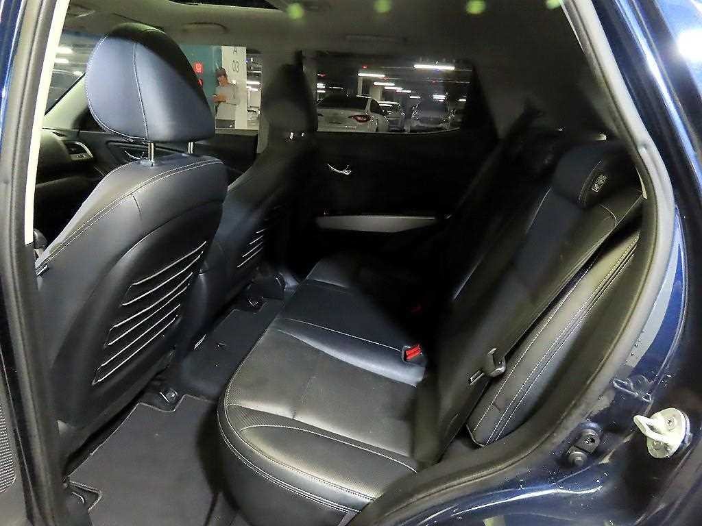 KG모빌리티(쌍용) 티볼리 디젤 2WD 1.6 LX 이미지 7