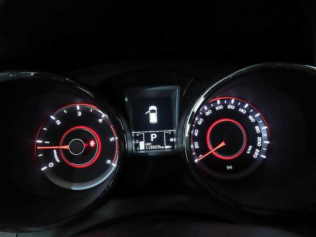 KG모빌리티(쌍용) 티볼리 디젤 2WD 1.6 LX 이미지 9