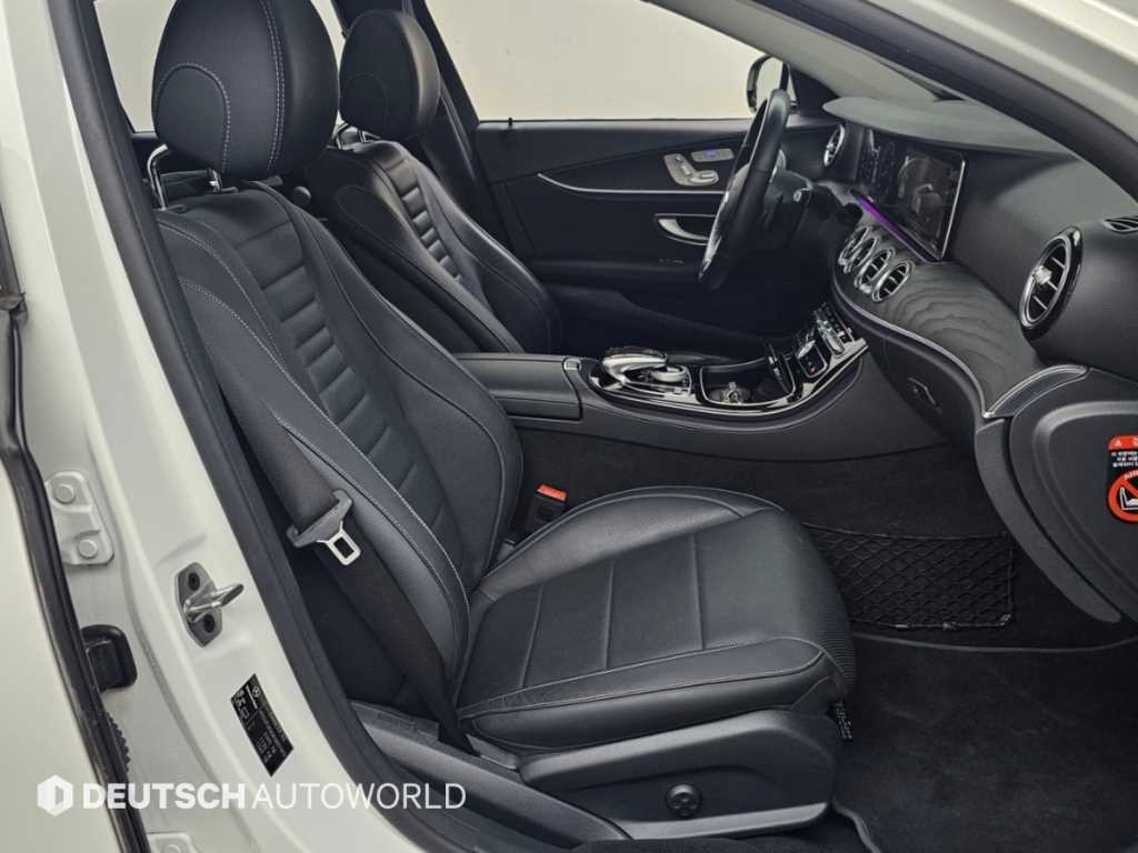 벤츠 E 클래스 E-클래스 W213 E300 4MATIC 아방가르드 이미지 10