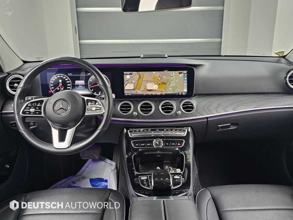 벤츠 E 클래스 E-클래스 W213 E300 4MATIC 아방가르드 이미지 8