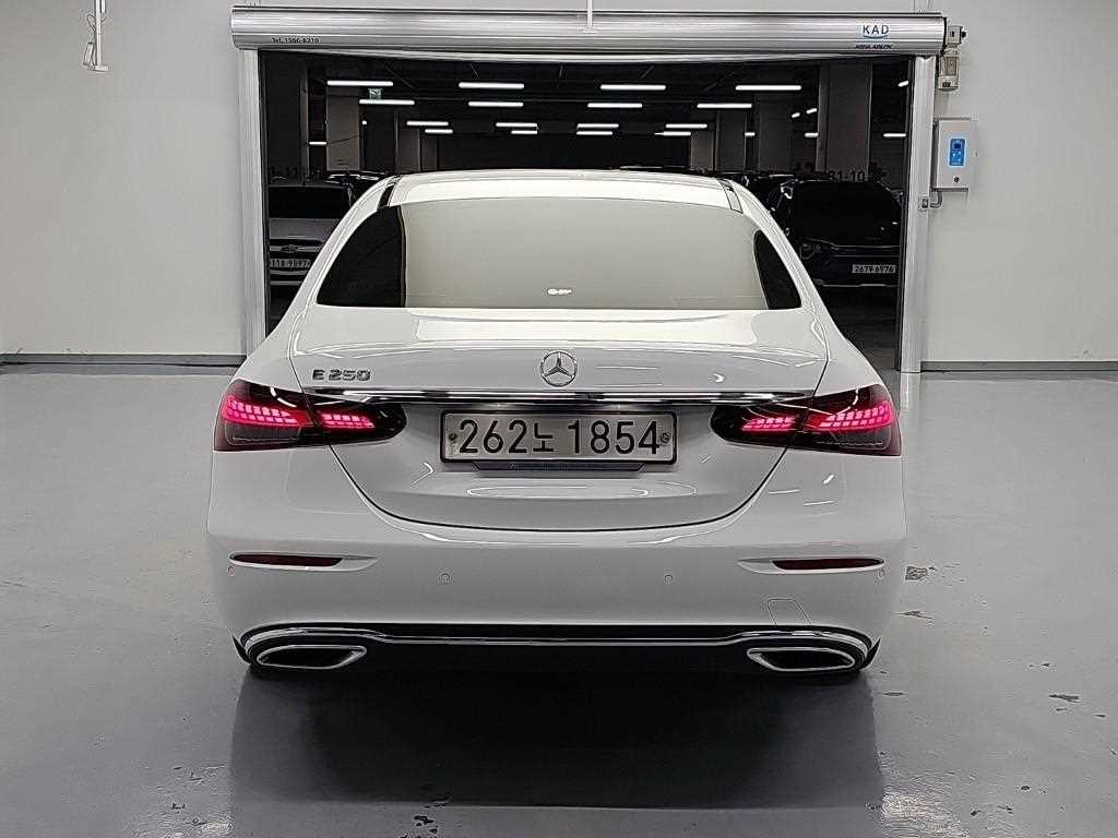 벤츠 E 클래스 E-클래스 W213 E250 아방가르드 이미지 3