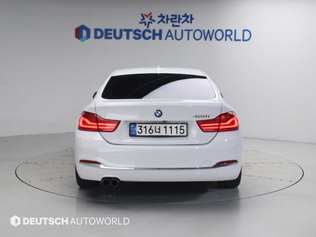 BMW 4시리즈 4시리즈 (F32) 420i 그란쿠페 럭셔리 이미지 4