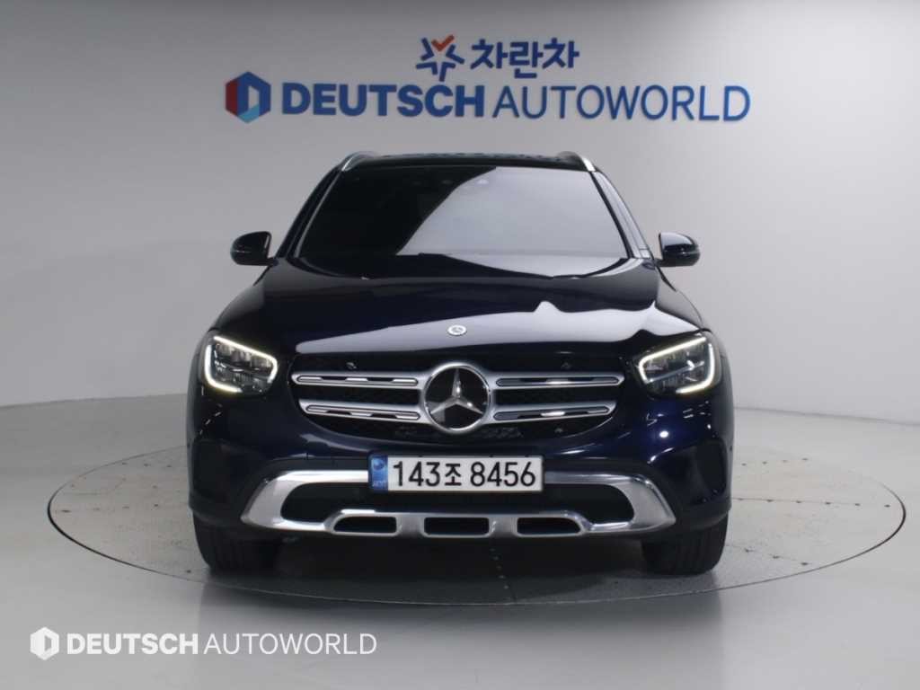 벤츠 GLC 클래스 GLC클래스 X253 GLC 300 e 4MATIC 이미지 3