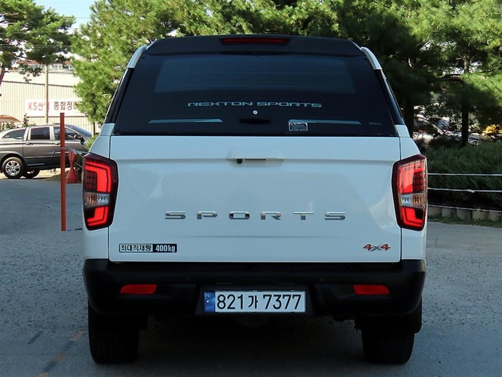 KG모빌리티(쌍용) 렉스턴 더 뉴 렉스턴 스포츠 디젤 2.2 4WD 프레스티지 이미지 4
