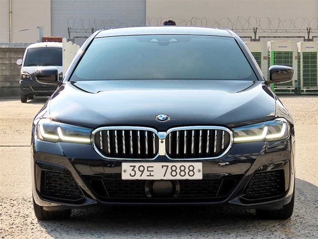 BMW 5시리즈 5시리즈 (G30) 530i M 스포츠 플러스 이미지 1