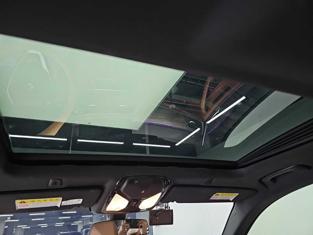 BMW 5시리즈 5시리즈 (G30) 520d M 스포츠 플러스 이미지 14