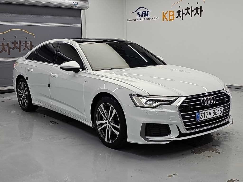 아우디 A6 A6 (C8) 45 TFSI 콰트로 프리미엄 이미지 4