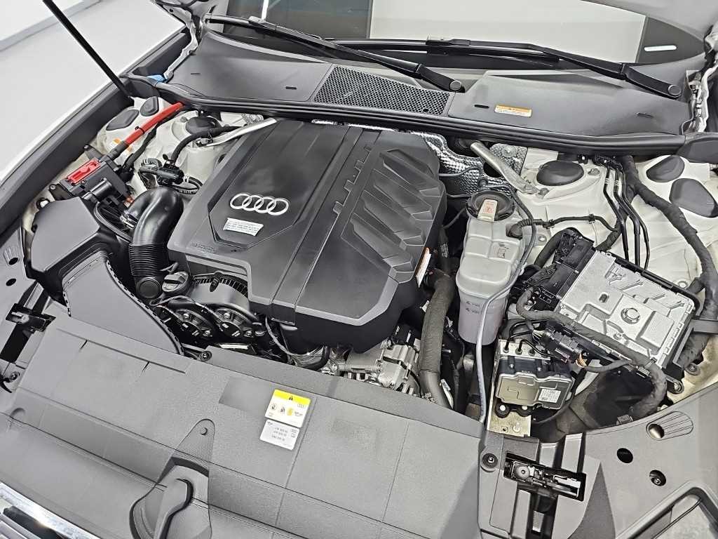 아우디 A6 A6 (C8) 45 TFSI 콰트로 프리미엄 이미지 5