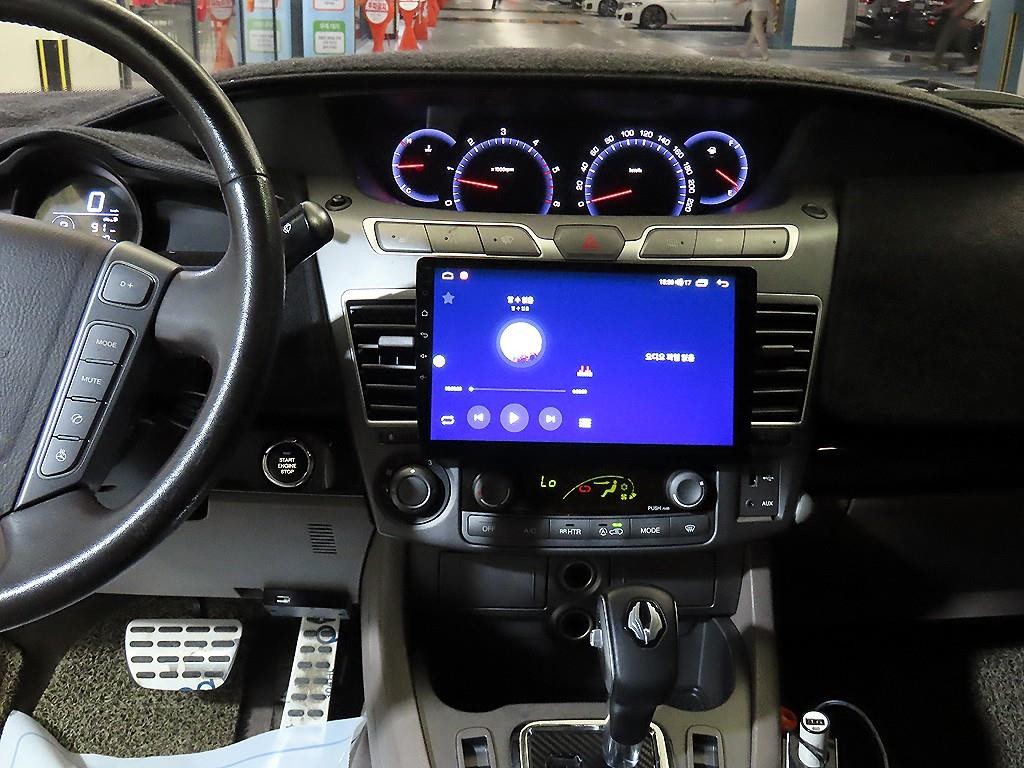 KG모빌리티(쌍용) 코란도 코란도투리스모 4WD GT 9인승 이미지 12