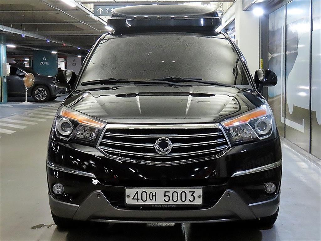 KG모빌리티(쌍용) 코란도 코란도투리스모 4WD GT 9인승 이미지 2