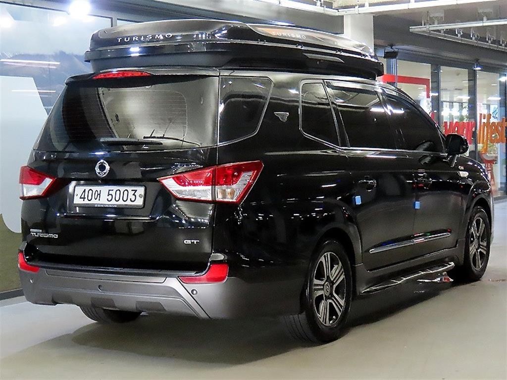 KG모빌리티(쌍용) 코란도 코란도투리스모 4WD GT 9인승 이미지 4