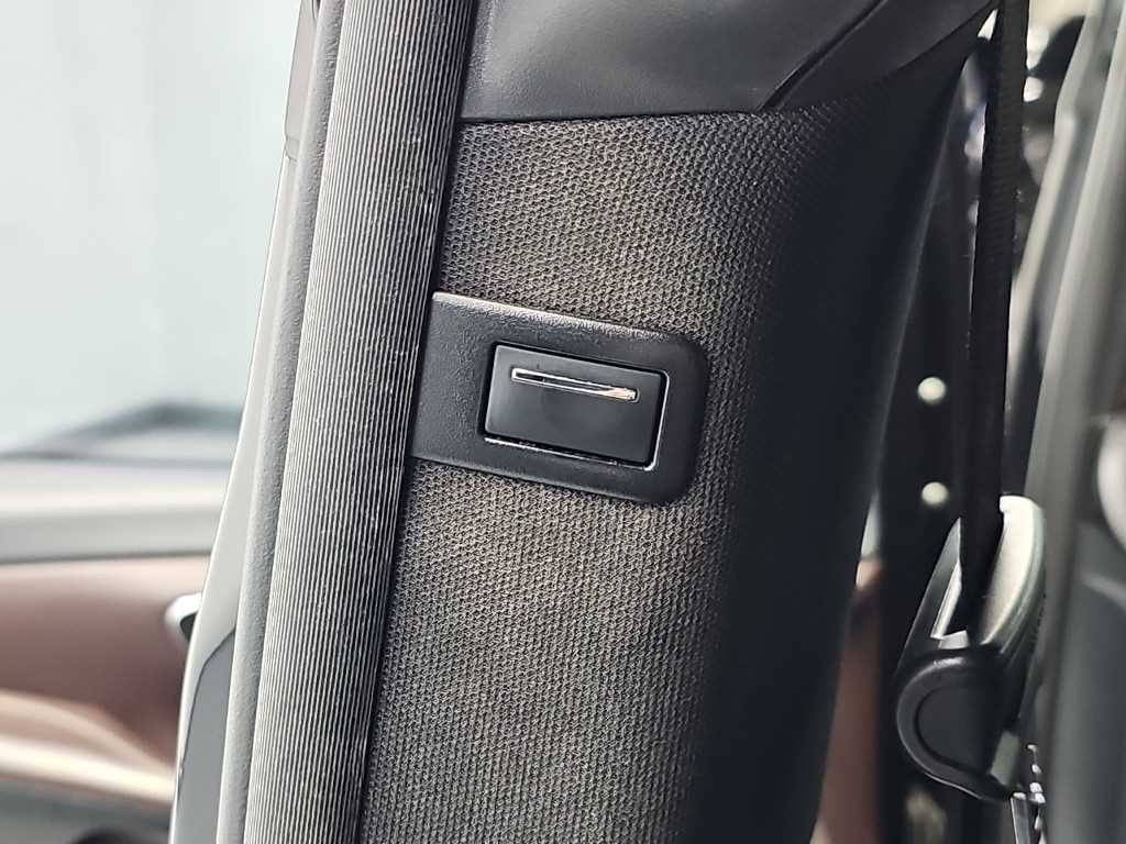 벤츠 V 클래스 V클래스 V250 d 이미지 15