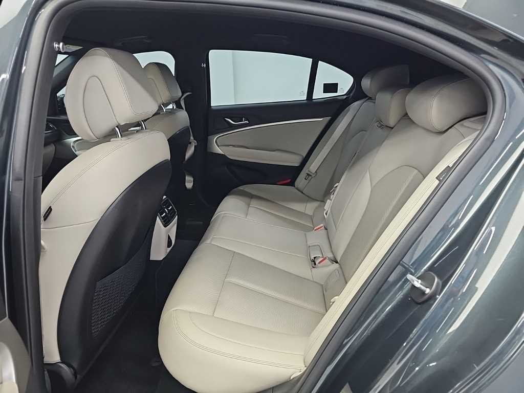 제네시스 G70 더 뉴 G70 가솔린 2.0T 4WD 이미지 12