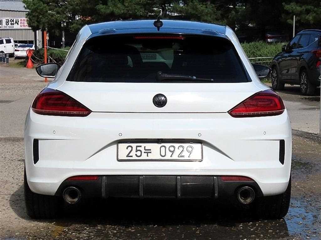 폭스바겐 시로코 2.0 TDI R-LINE 이미지 4