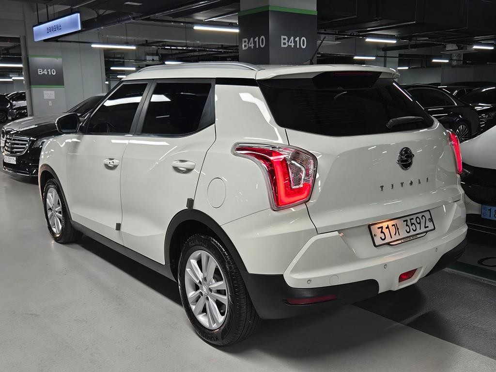 KG모빌리티(쌍용) 티볼리 가솔린 2WD 1.6 VX 이미지 3
