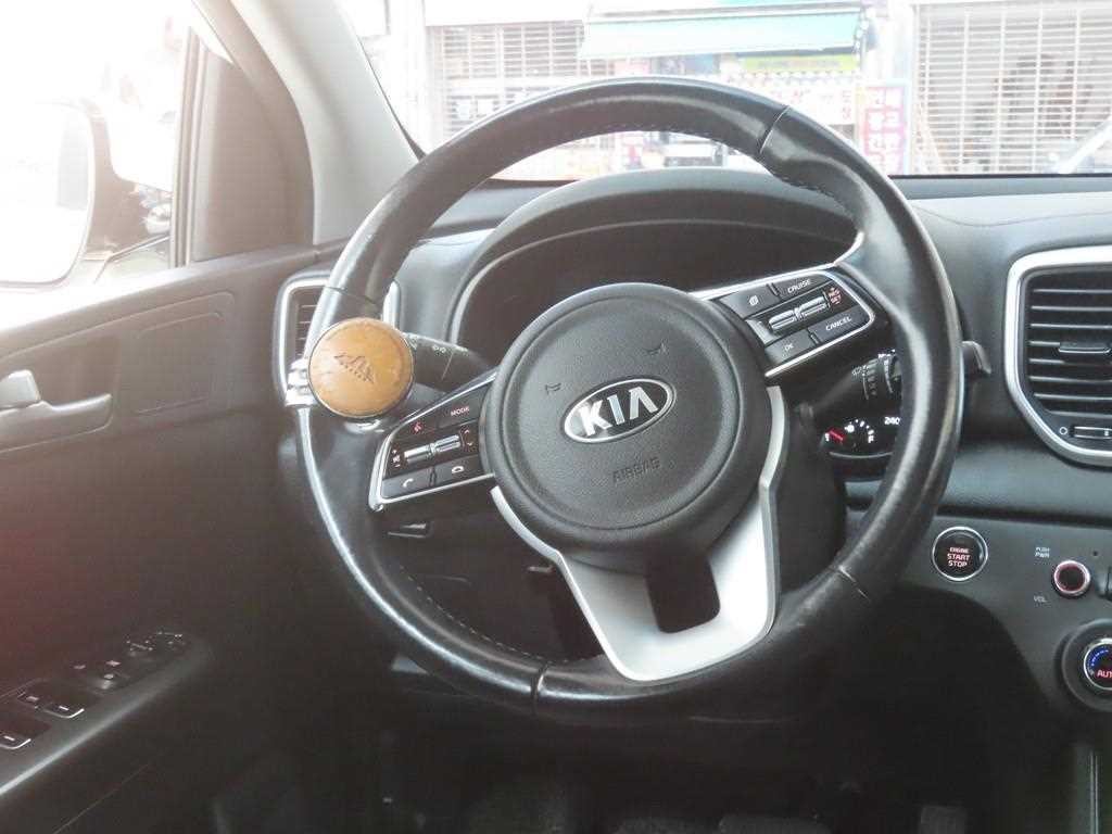 기아 스포티지 스포티지 더 볼드 2.0 가솔린 2WD 프레스티지 이미지 19