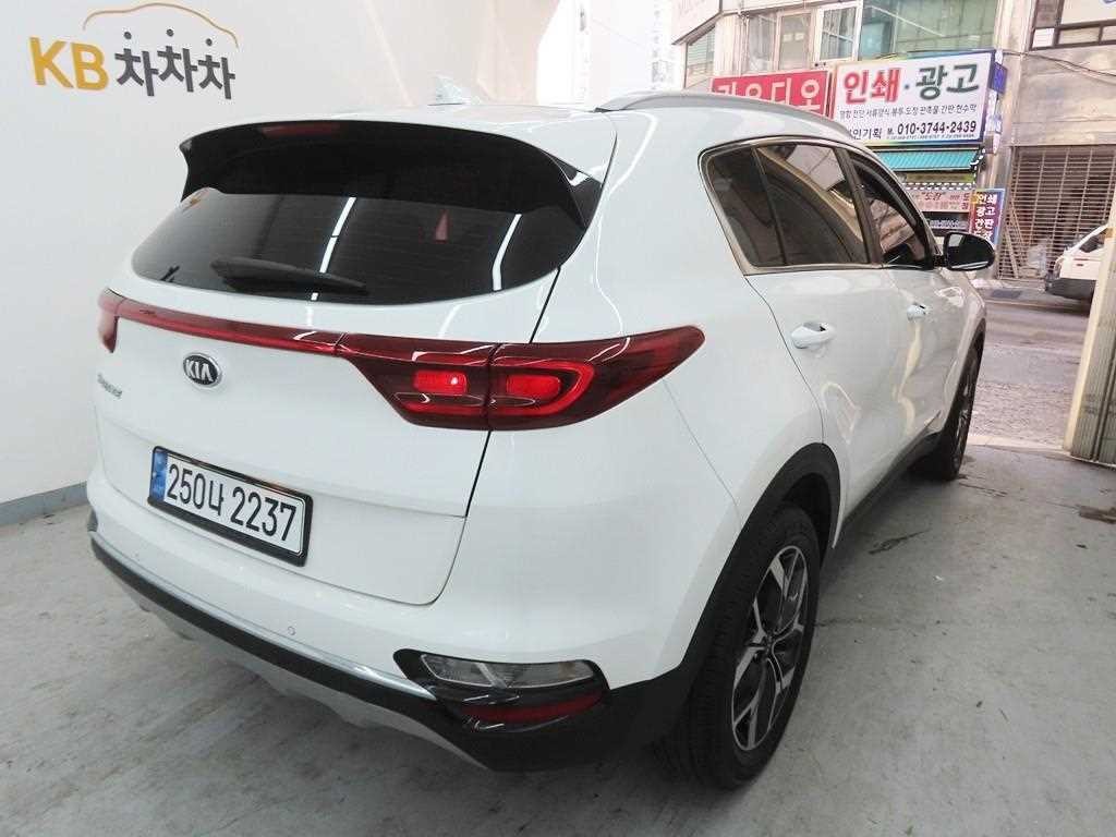 기아 스포티지 스포티지 더 볼드 2.0 가솔린 2WD 프레스티지 이미지 3