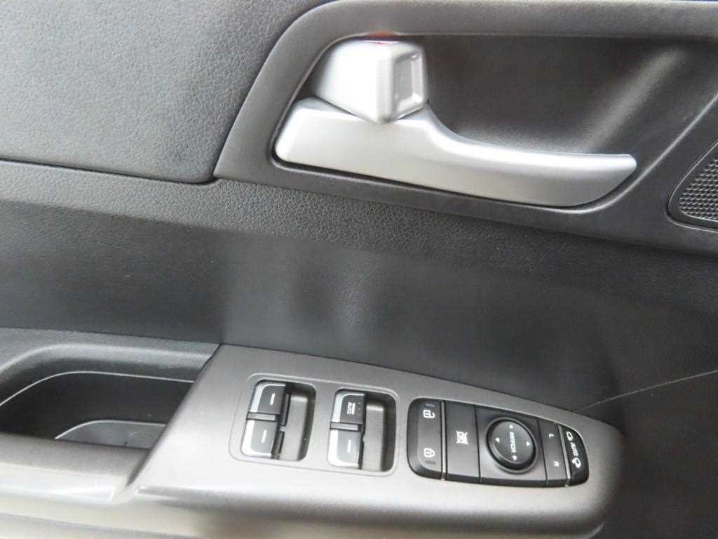 기아 스포티지 스포티지 더 볼드 2.0 가솔린 2WD 프레스티지 이미지 9