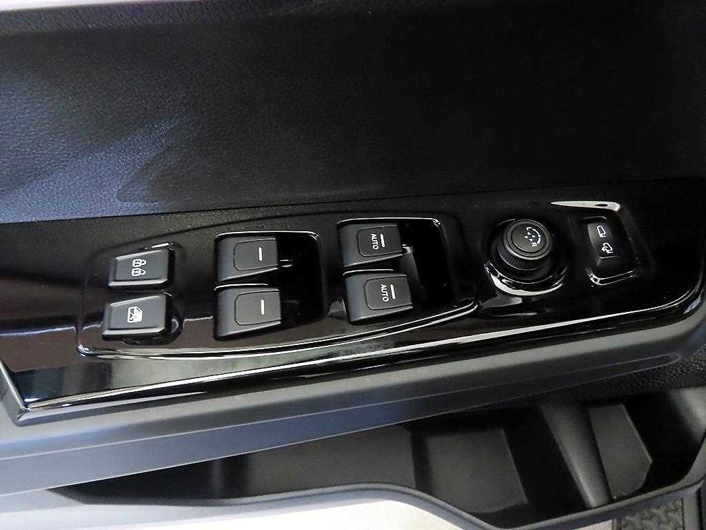 KG모빌리티(쌍용) 토레스 1.5 GDI-T 2WD T5 이미지 13