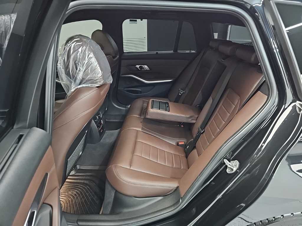 BMW 3시리즈 3시리즈 (G20) 320i 투어링 M 스포츠 이미지 12