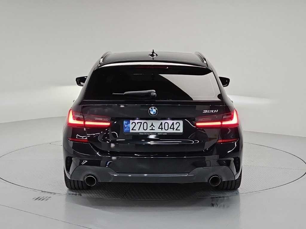 BMW 3시리즈 3시리즈 (G20) 320i 투어링 M 스포츠 이미지 3